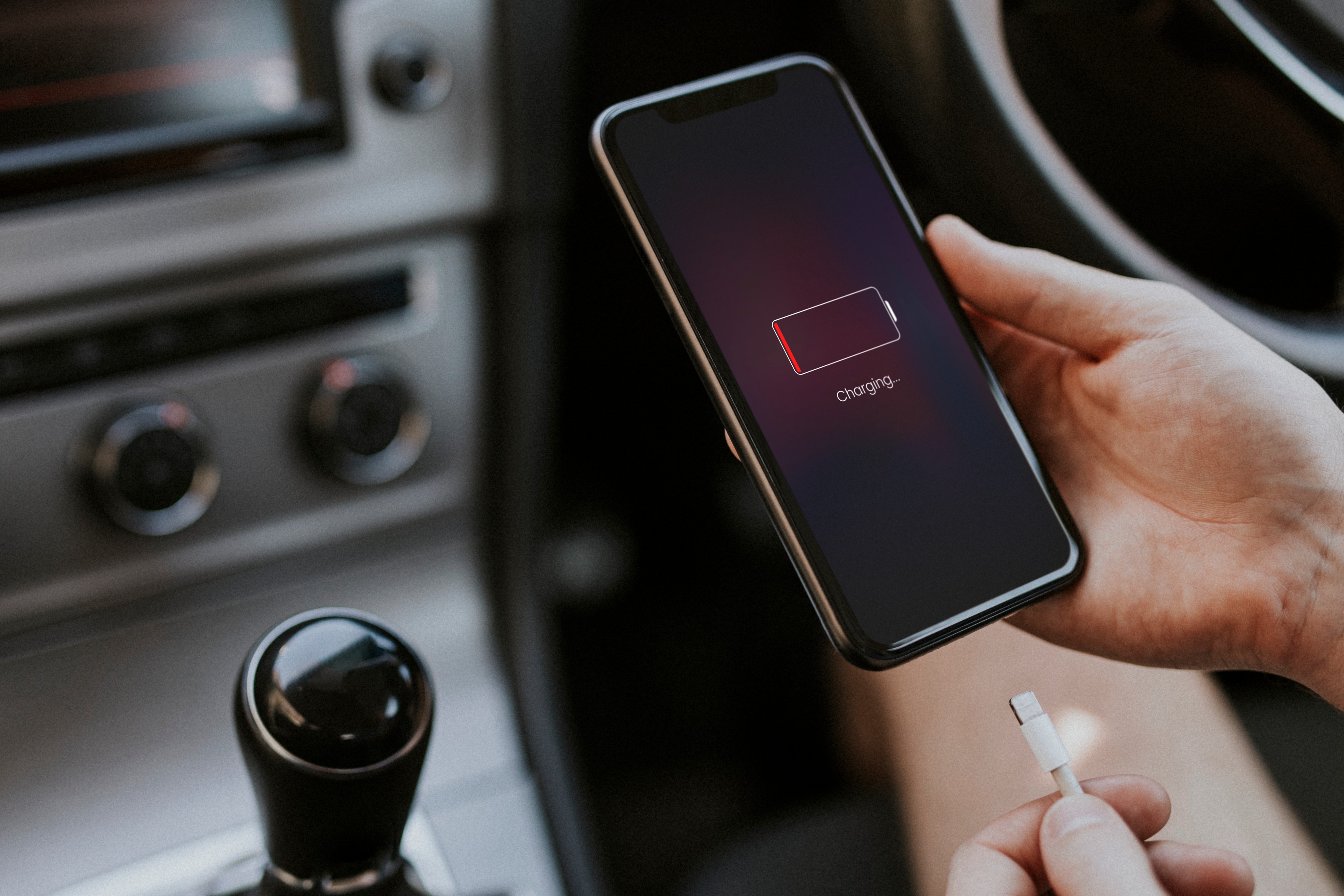 Charging Smartly: The Difference Between a Good Charging Adapter and a Bad One